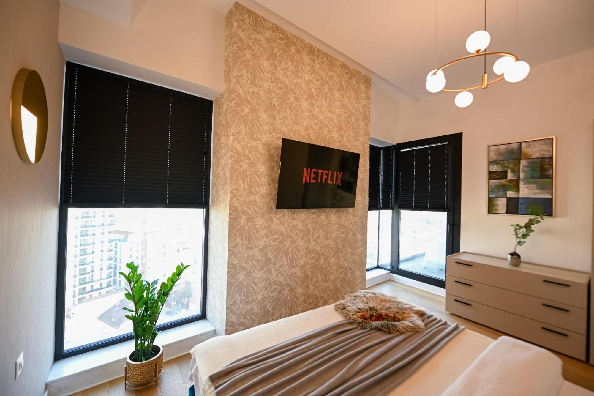 One Verdi Park Exclusive Apartments - Panoramic View & Private Parking 부쿠레슈티 객실 사진